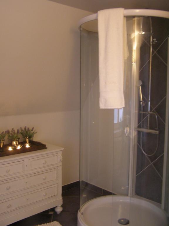 Huyze-Peppins Bed & Breakfast Maldegem Oda fotoğraf